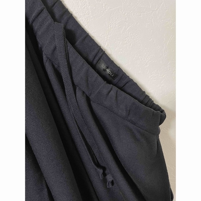 COMOLI 22ss シルクトラックニットパンツ 悪く ネイビー 3 COMOLI 22ss シルクトラックニットパンツ 悪く ネイビー 3
