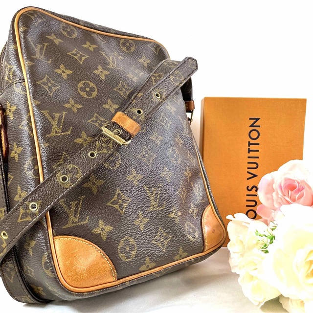 LOUIS VUITTON ルイヴィトン ダヌーブ モノグラム ショルダーバッグ