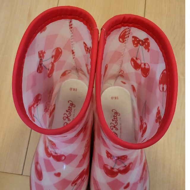 サンリオ(サンリオ)のSanrio☆長靴18センチ キッズ/ベビー/マタニティのキッズ靴/シューズ(15cm~)(長靴/レインシューズ)の商品写真