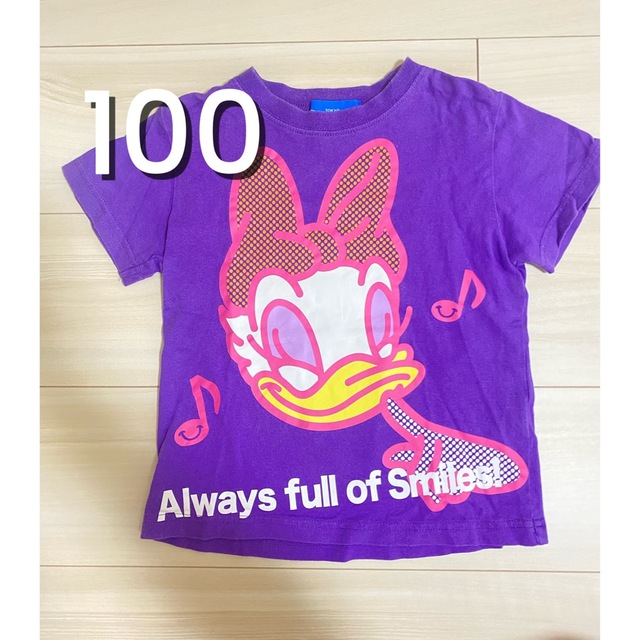 Disney(ディズニー)のディズニー　デイジー　半袖　tシャツ　100 キッズ/ベビー/マタニティのキッズ服女の子用(90cm~)(Tシャツ/カットソー)の商品写真