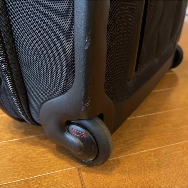 TUMI 026124DH コンパクトホイールブリーフ 2022人気の noxcapital.de