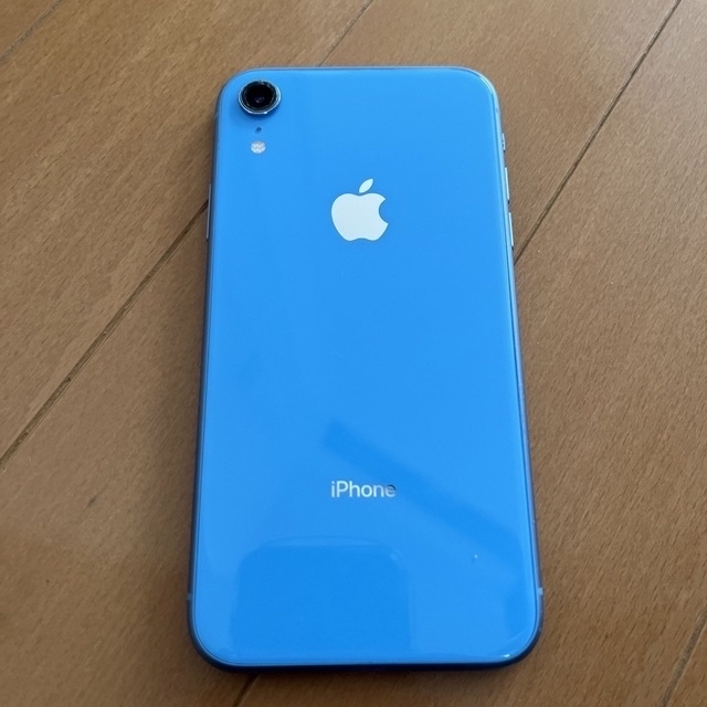 Apple(アップル)のiPhone XR 128GB スマホ/家電/カメラのスマートフォン/携帯電話(携帯電話本体)の商品写真