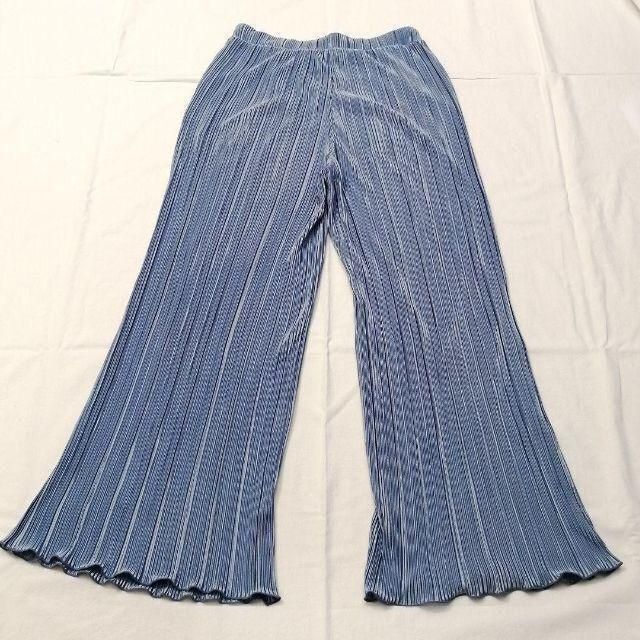 GU(ジーユー)の✨早いもの勝ち✨ジーユー　GU　ドレスパンツ　ブルー　Mサイズ レディースのパンツ(その他)の商品写真