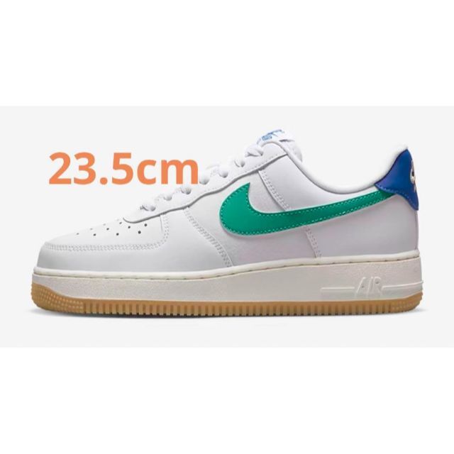 NIKE(ナイキ)のNIKE AIR FORCE 1 07 " スタジアムグリーン " 23.5cm レディースの靴/シューズ(スニーカー)の商品写真