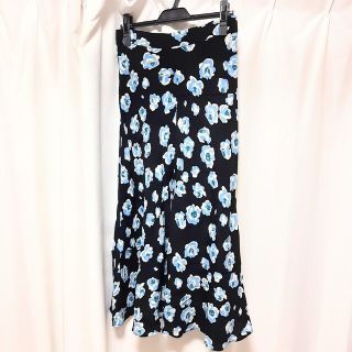 ザラ(ZARA)のZARA 花柄ロングスカート(ロングスカート)