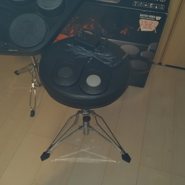 ヤマハ(ヤマハ)の眠花様専用□YAMAHA DD-75 スネアスタンド スローン付 箱付 楽器のドラム(電子ドラム)の商品写真