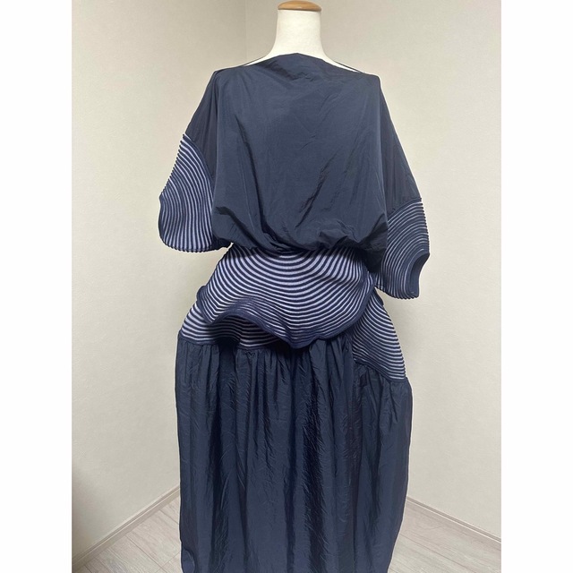 イッセイミヤケコレクション　ドレス美品（1191）レディース