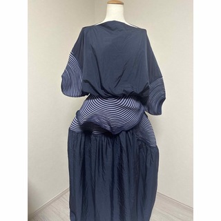 イッセイミヤケ(ISSEY MIYAKE)のイッセイミヤケコレクション　ドレス美品（1191）(ロングドレス)