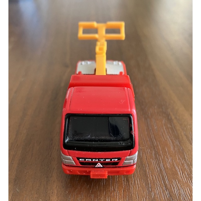 Takara Tomy(タカラトミー)のトミカ  三菱ふそう キャンター レッカー車 エンタメ/ホビーのおもちゃ/ぬいぐるみ(ミニカー)の商品写真