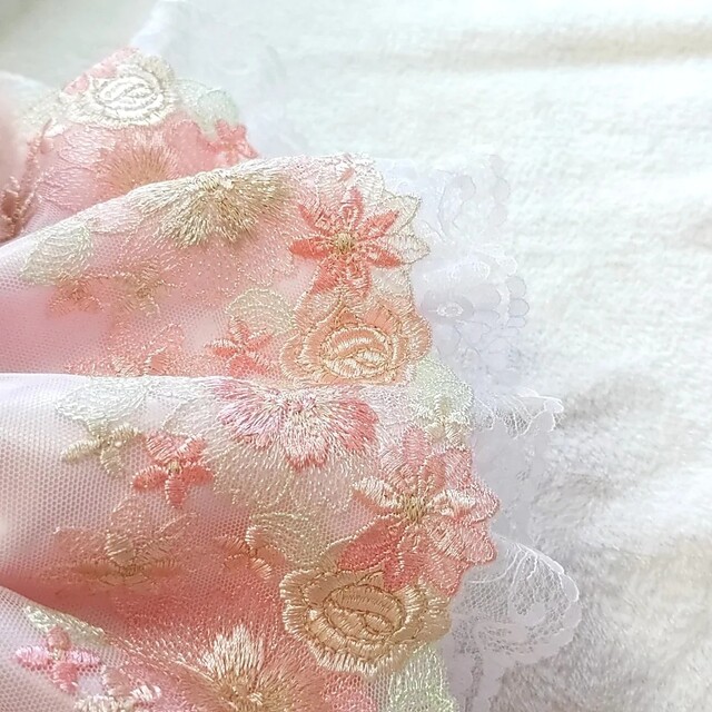 1131.リーナベルコスチューム♡Sサイズ用♡金糸のお花いっぱい