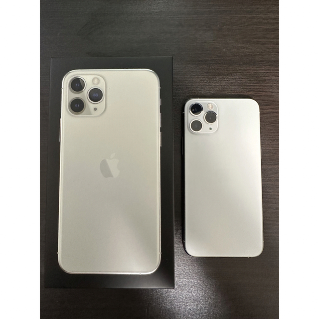 iPhone11 pro 256GB SIMフリー 美品 短期SALE シルバー携帯電話