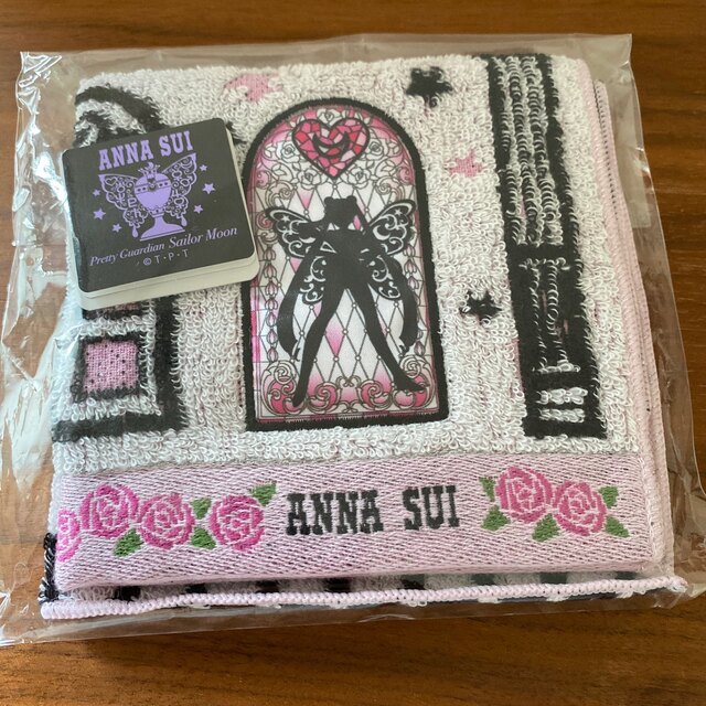 ANNA SUI(アナスイ)の新品◆美少女戦士セーラームーン×ANNA SUI タオルハンカチ　セーラームーン レディースのファッション小物(ハンカチ)の商品写真