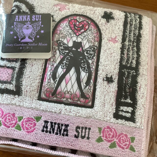 ANNA SUI(アナスイ)の新品◆美少女戦士セーラームーン×ANNA SUI タオルハンカチ　セーラームーン レディースのファッション小物(ハンカチ)の商品写真