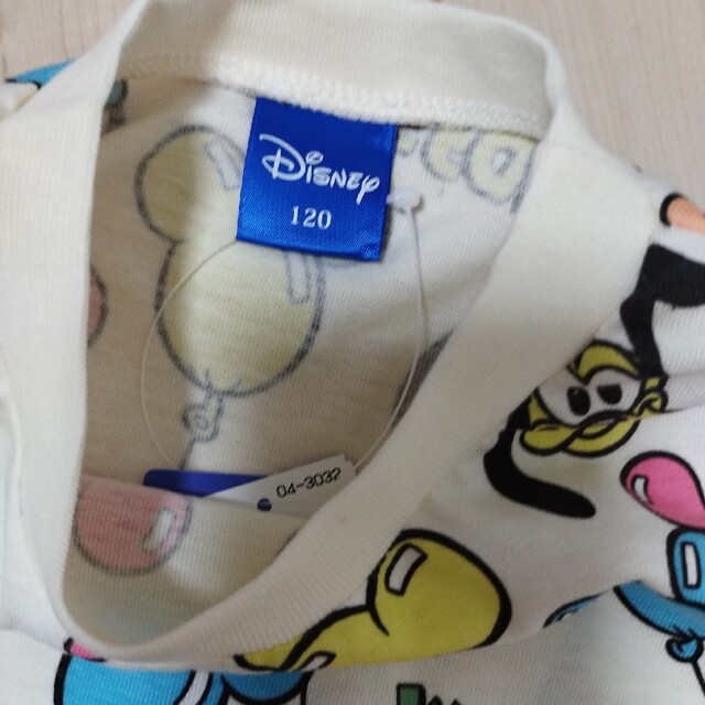 Disney(ディズニー)のバースデイ　バルーンミッキーTシャツ　白　120 キッズ/ベビー/マタニティのキッズ服男の子用(90cm~)(Tシャツ/カットソー)の商品写真