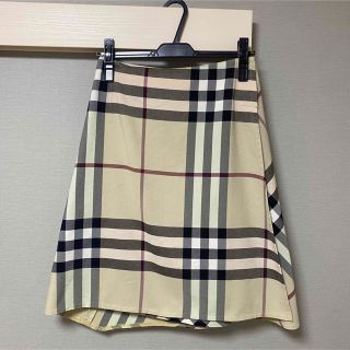 バーバリー(BURBERRY)の【美品】バーバリーロンドン　ラップスカート　ノバチェック　メガ(ひざ丈スカート)