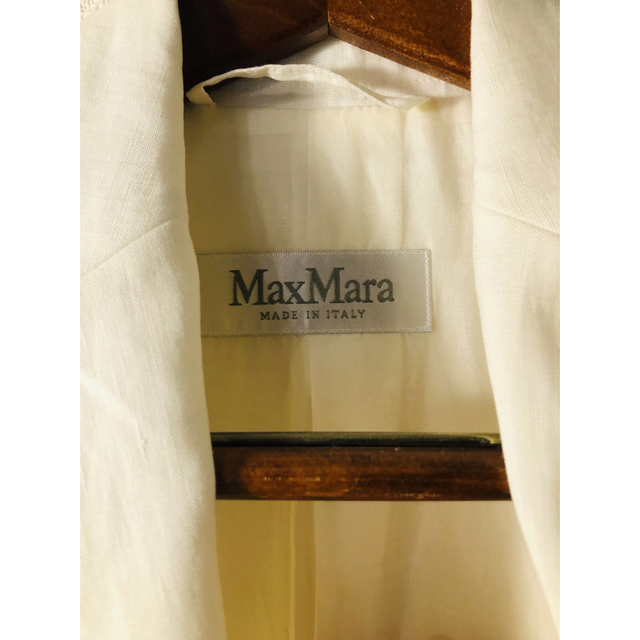 Max Mara(マックスマーラ)の《未使用》マックスマーラ　麻白ジャケット レディースのジャケット/アウター(テーラードジャケット)の商品写真