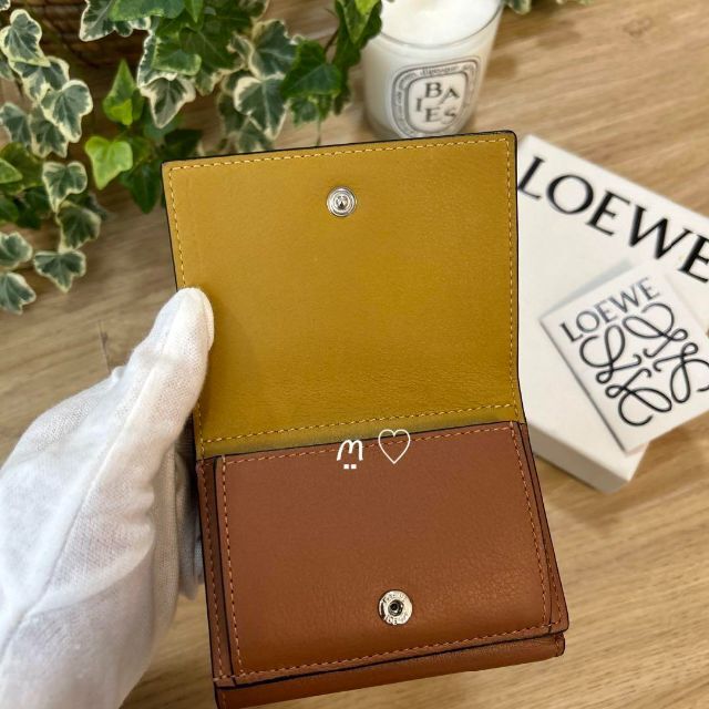 LOEWE ロエベ アナグラム トライフォールド 三つ折りコンパクトミニ