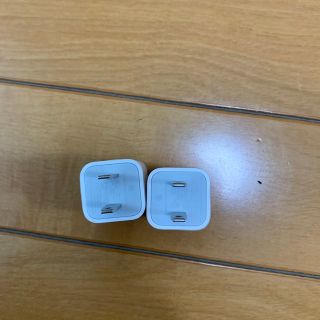 2個セット　純正品 Apple 5W USB電源アダプタ A1385(バッテリー/充電器)