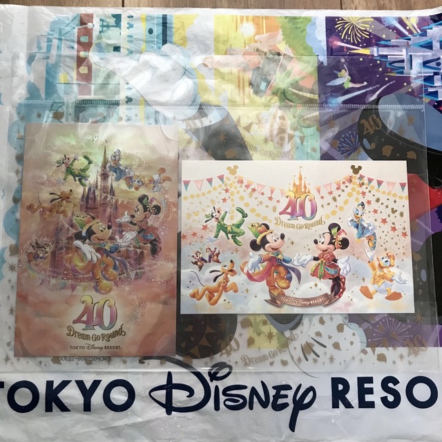 Disney(ディズニー)のディズニーリゾート40周年 ポストカード　2枚 エンタメ/ホビーのおもちゃ/ぬいぐるみ(キャラクターグッズ)の商品写真