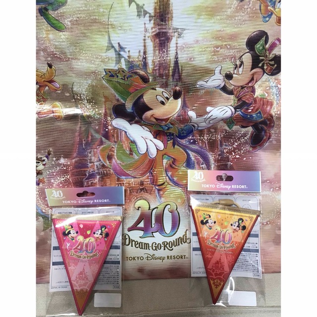 Disney(ディズニー)のディズニー40周年グッズ　ドリームガーランド　ガーランド　ミッキーミニー2個 エンタメ/ホビーのおもちゃ/ぬいぐるみ(キャラクターグッズ)の商品写真