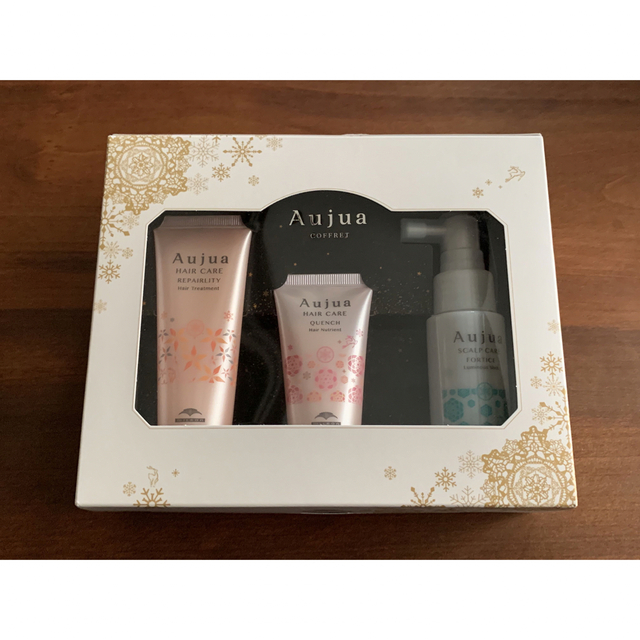 Aujua(オージュア)のAujua COFFRET ※お箱無し コスメ/美容のヘアケア/スタイリング(ヘアケア)の商品写真