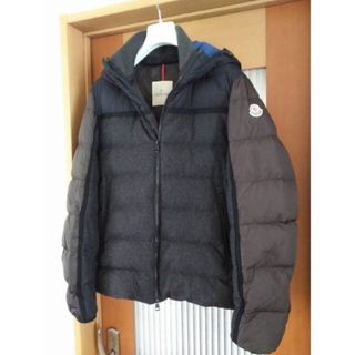 モンクレール(MONCLER)の美品　モンクレール　希少　JURIO ジュリオ　USA正規品　　size3(ダウンジャケット)