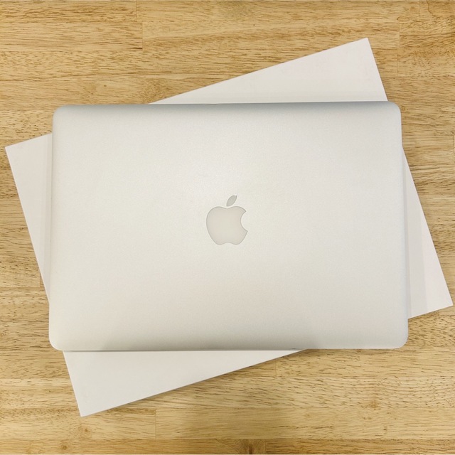 Apple MacBook Air 2017 8GB 13インチ
