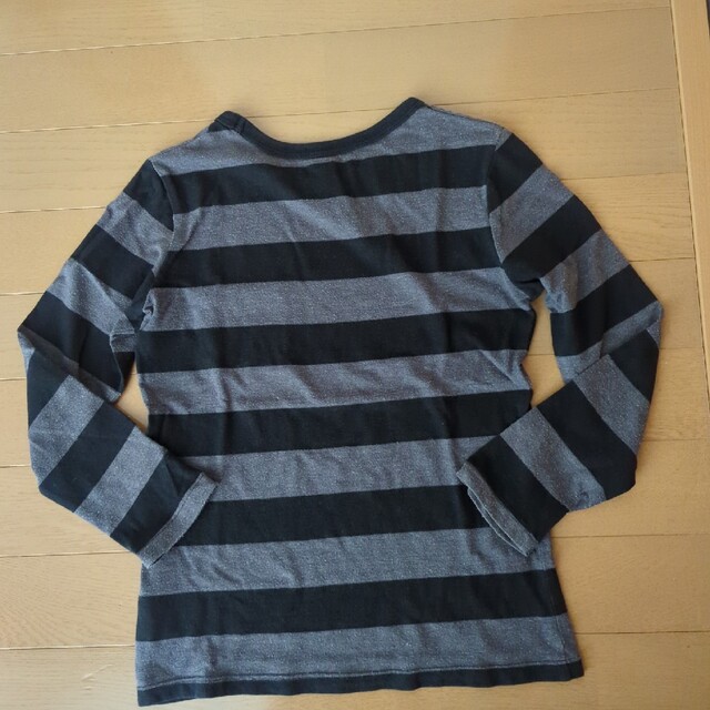 H&M(エイチアンドエム)のH＆M 130cm  カットソー キッズ/ベビー/マタニティのキッズ服男の子用(90cm~)(Tシャツ/カットソー)の商品写真