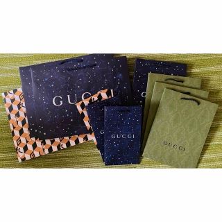 グッチ(Gucci)のグッチセット4枚目以降写真のノベルティ付きます(ショップ袋)