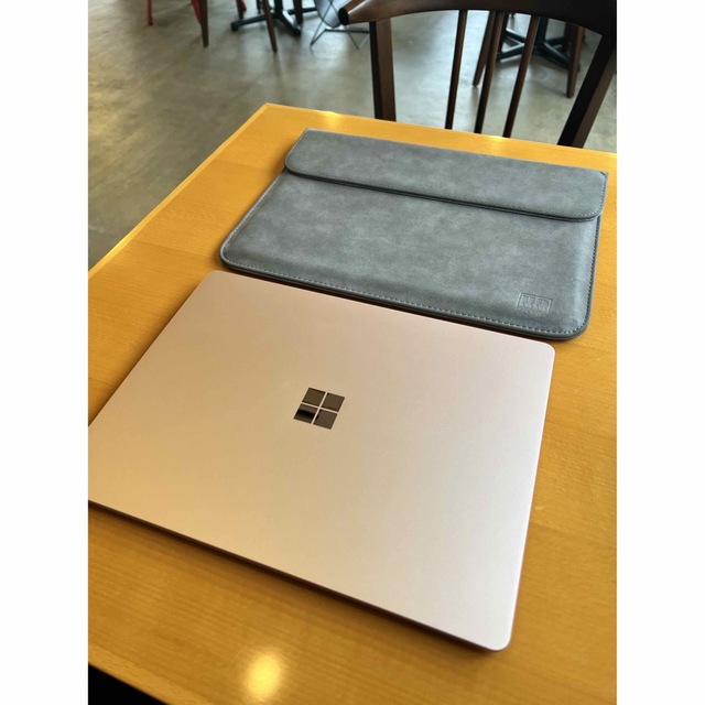 【美品】Surface Laptop Go Core i5/8GB/128GB 5