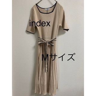 3066  index バイカラープリーツニットワンピース　ナチュラル　M