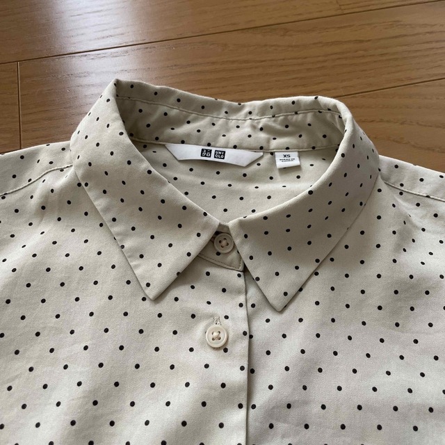 UNIQLO(ユニクロ)のドットシャツ レディースのトップス(シャツ/ブラウス(長袖/七分))の商品写真