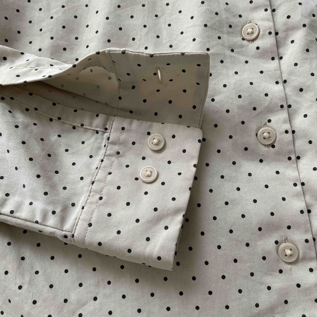 UNIQLO(ユニクロ)のドットシャツ レディースのトップス(シャツ/ブラウス(長袖/七分))の商品写真