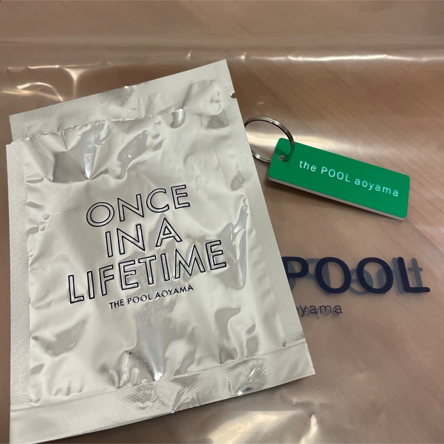 FRAGMENT(フラグメント)の新品　希少　レア　the pool aoyama keytag メンズのファッション小物(その他)の商品写真