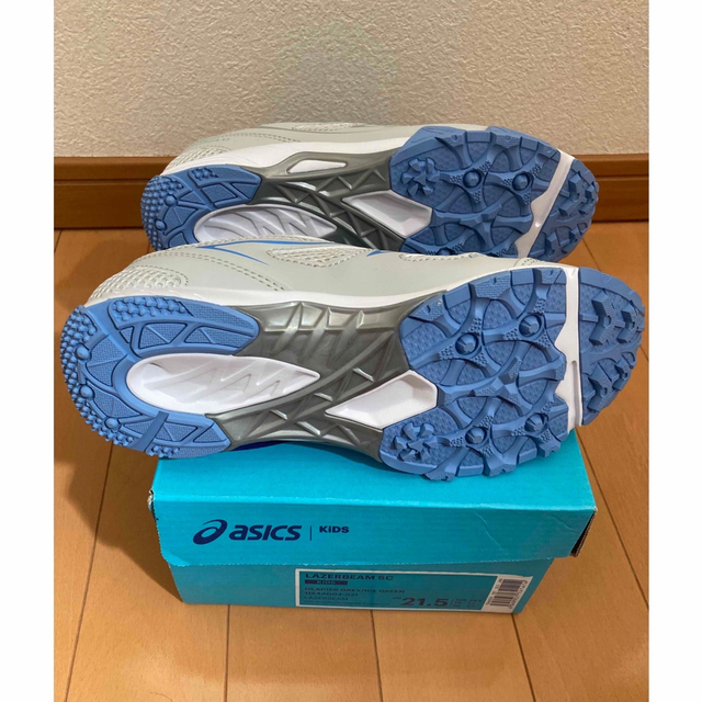 asics(アシックス)のタグ付き キッズ スニーカー asics LAZERBEAM 21.5cm キッズ/ベビー/マタニティのキッズ靴/シューズ(15cm~)(スニーカー)の商品写真