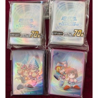 ユウギオウ(遊戯王)の【おまけ付き】遊戯王 パワプロコラボ 武藤遊戯 真崎杏子 スリーブ セット(カードサプライ/アクセサリ)