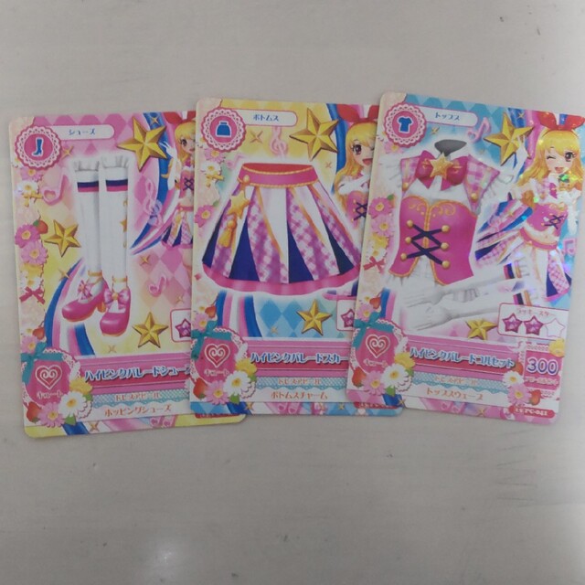 アイカツカード 星宮いちご ハイピンクパレードコルセット