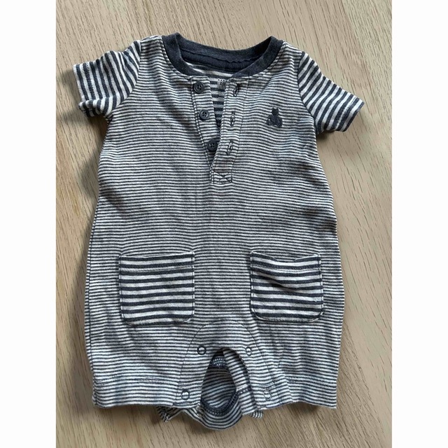 babyGAP(ベビーギャップ)のベビーギャップ 半袖 キッズ/ベビー/マタニティのベビー服(~85cm)(ロンパース)の商品写真