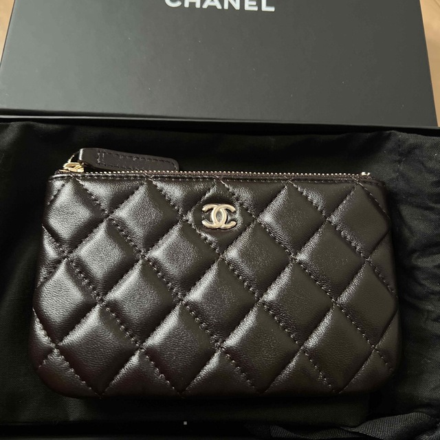 CHANEL シャネル　ポーチ　クラシックミニポーチ　クラシックミニケース