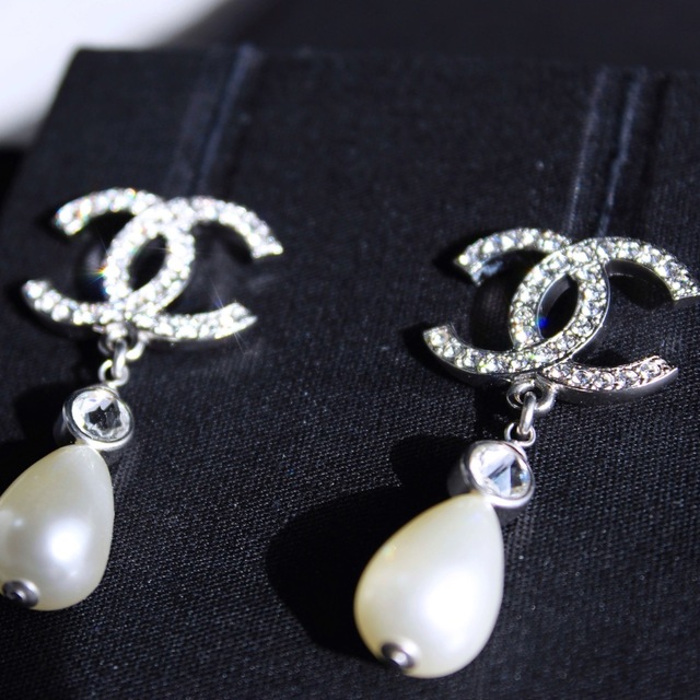 CHANEL - CHANEL 22C 2022aw パール クリスタル ストラス ピアス 美品