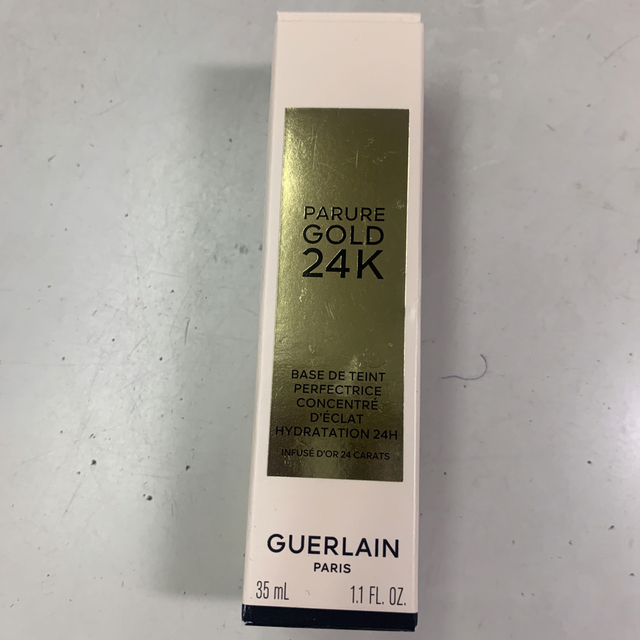 GUERLAIN(ゲラン)のパリュールゴールド24Kプライマー コスメ/美容のベースメイク/化粧品(化粧下地)の商品写真