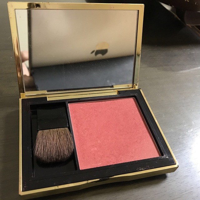 Estee Lauder(エスティローダー)のESTEE LAUDER  コスメ/美容のベースメイク/化粧品(チーク)の商品写真