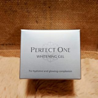 パーフェクトワン(PERFECT ONE)のパーフェクトワン薬用ホワイトニングジェル　75g(オールインワン化粧品)