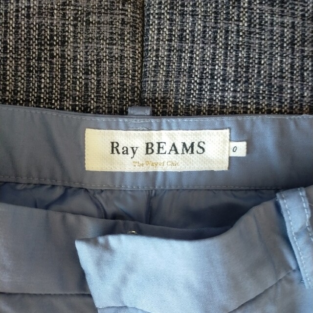 Ray BEAMS(レイビームス)の【期間限定お値下げ】Ray BEAMS ストレートパンツ カラーパンツ ブルー レディースのパンツ(カジュアルパンツ)の商品写真