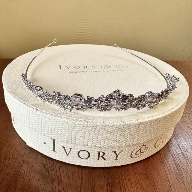 Ivory & Co. Clementine Ivory & Co. Clementine