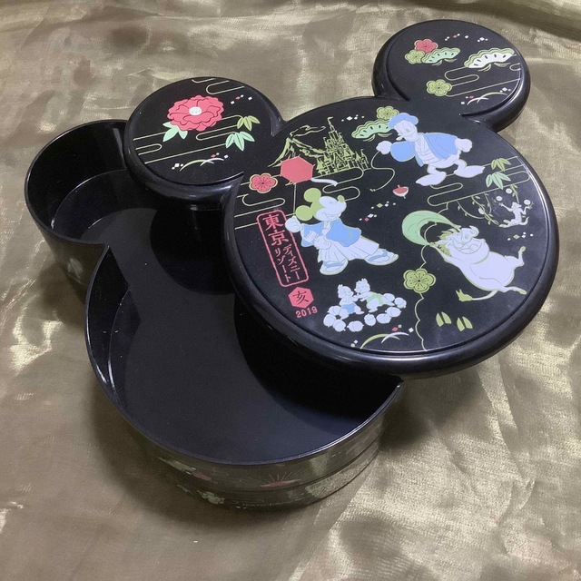 Disney(ディズニー)のディズニー⭐️お重箱2段セット インテリア/住まい/日用品のキッチン/食器(容器)の商品写真