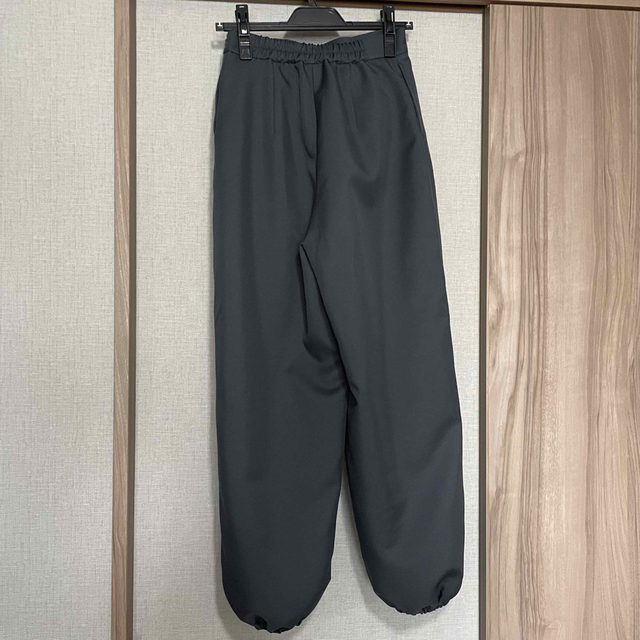 MEER★WRAP BALLOON PANTS/CHARCOAL レディースのパンツ(カジュアルパンツ)の商品写真