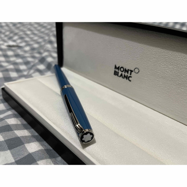 MONTBLANC(モンブラン)のMontblancモンブラン新品未使用 PIX ブルー ローラーボール インテリア/住まい/日用品の文房具(ペン/マーカー)の商品写真