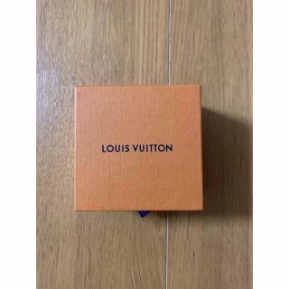 ルイヴィトン(LOUIS VUITTON)の美品 Vuitton 空箱 １つ(ショップ袋)