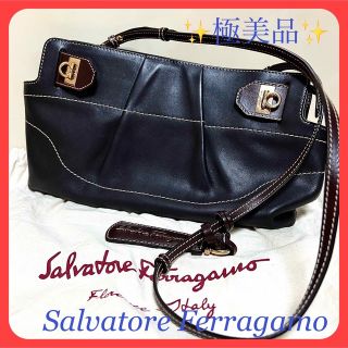 サルヴァトーレフェラガモ(Salvatore Ferragamo)の【極美品】Salvatore Ferragamo ガンチーニステッチカーフレザー(ショルダーバッグ)